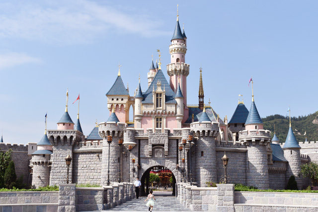 香港ディズニーランド Hong Kong Disneyland ワールド オブ ディズニー World Of Disney